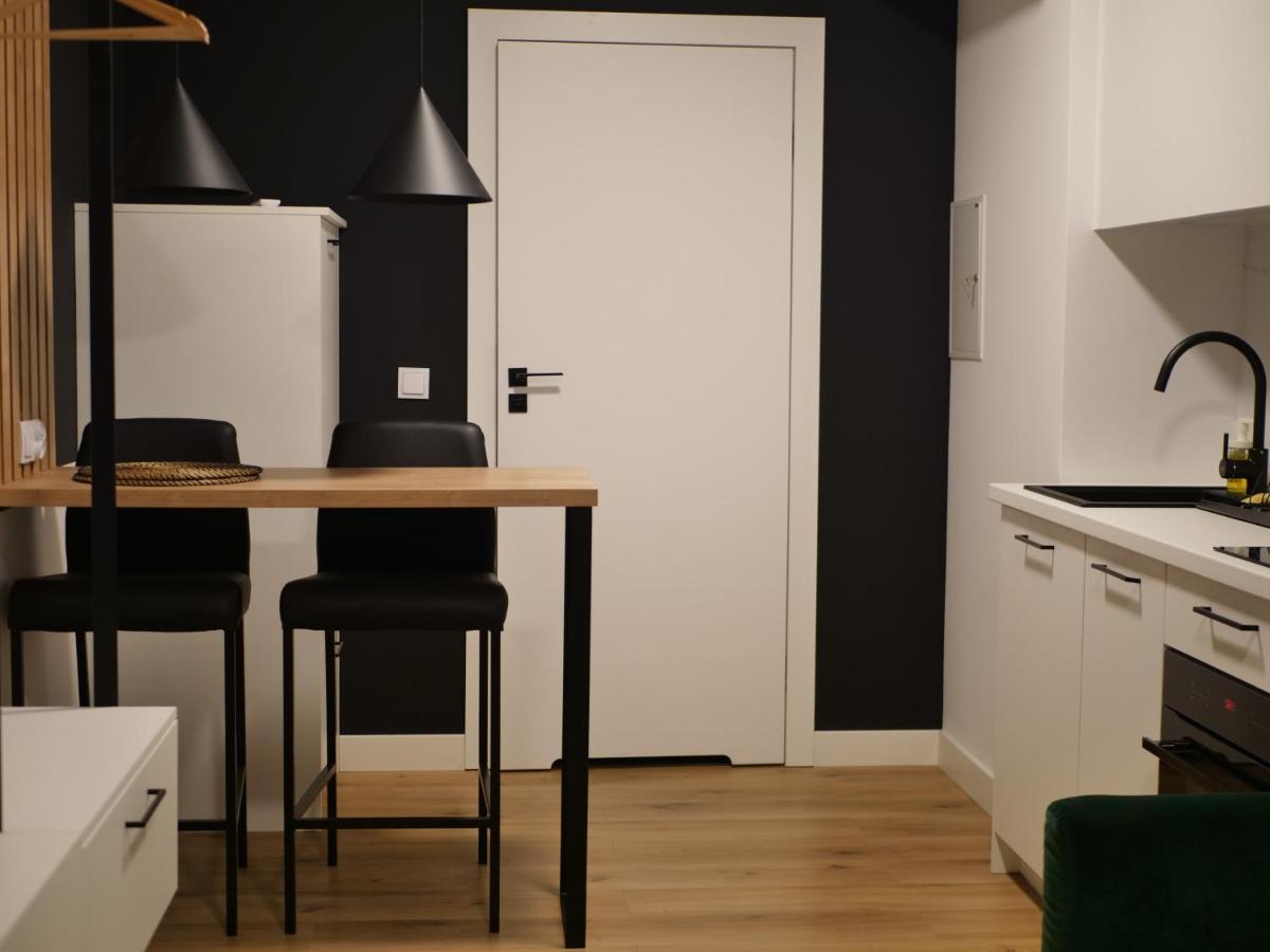 Przytulna Kawalerka 77 Apartment Wrocław Exterior foto